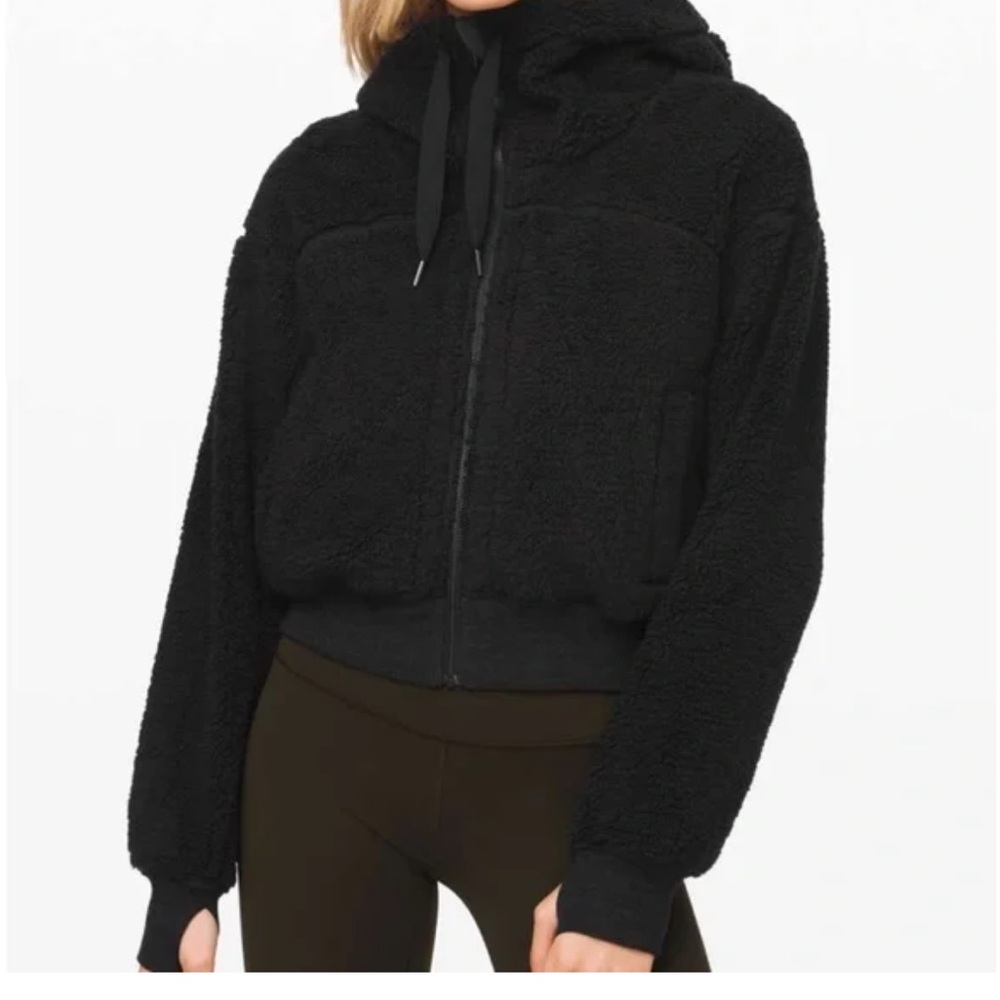 Lululemon Short Sweet and Sherpa Jacket